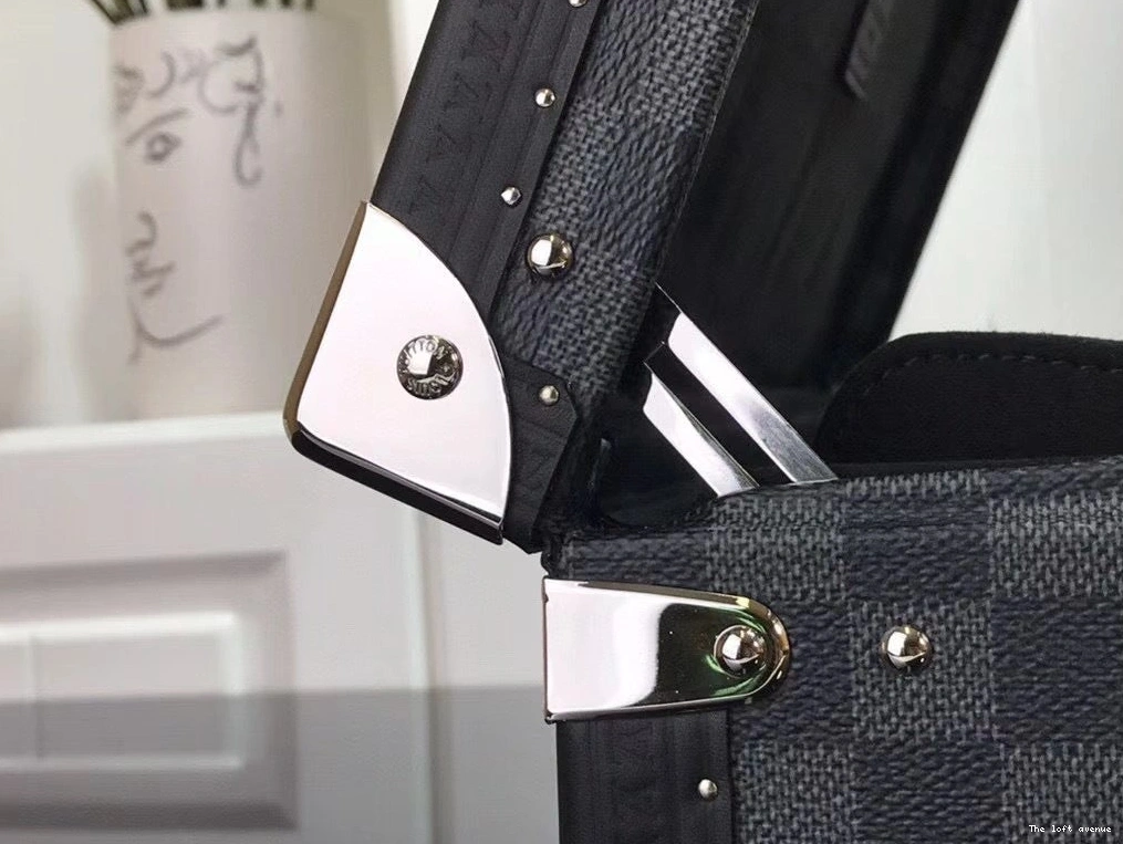 BOX LV WATCH CUSTOM 0730